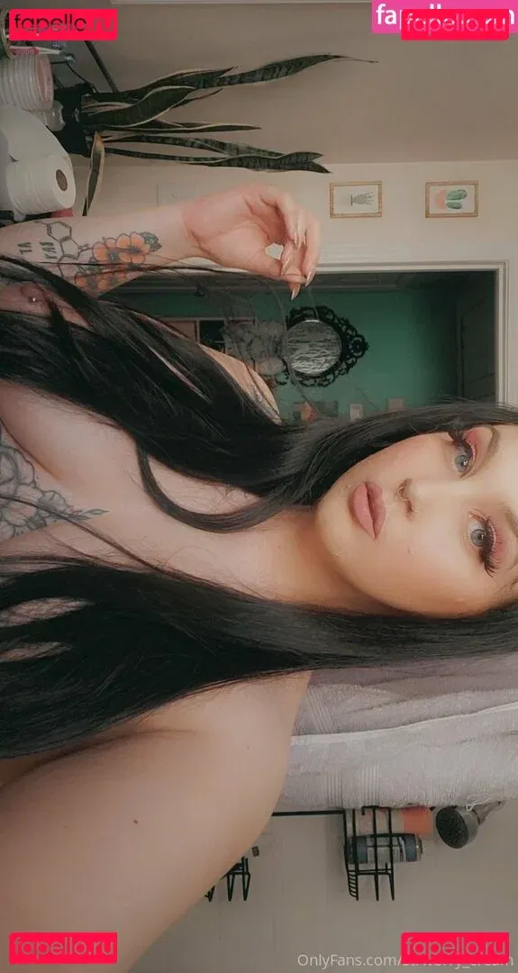 thechloecream Onlyfans Photo Gallery 