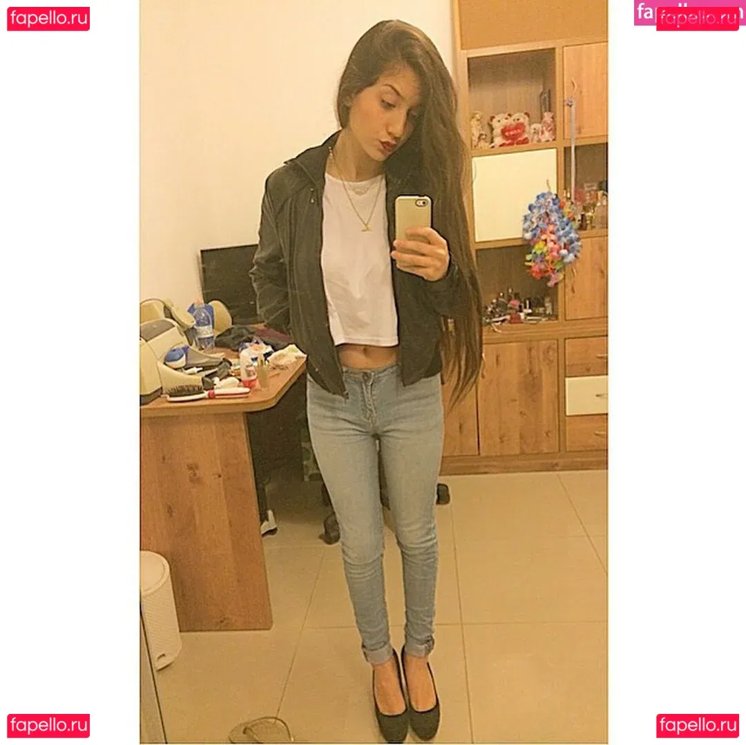 Sapir Hazansky Onlyfans Photo Gallery 