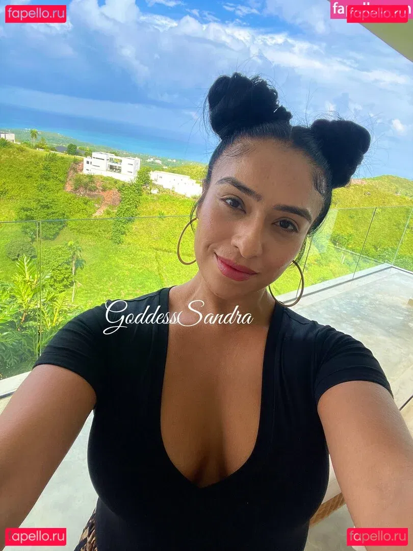 GoddessSandra Onlyfans Photo Gallery 