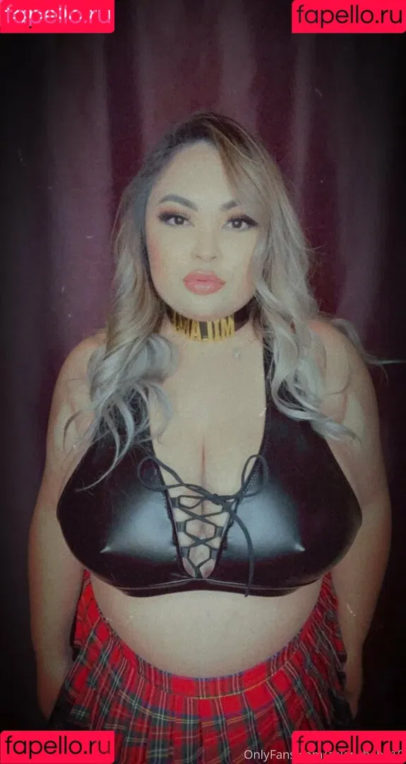 asian_babe10 Onlyfans Photo Gallery 