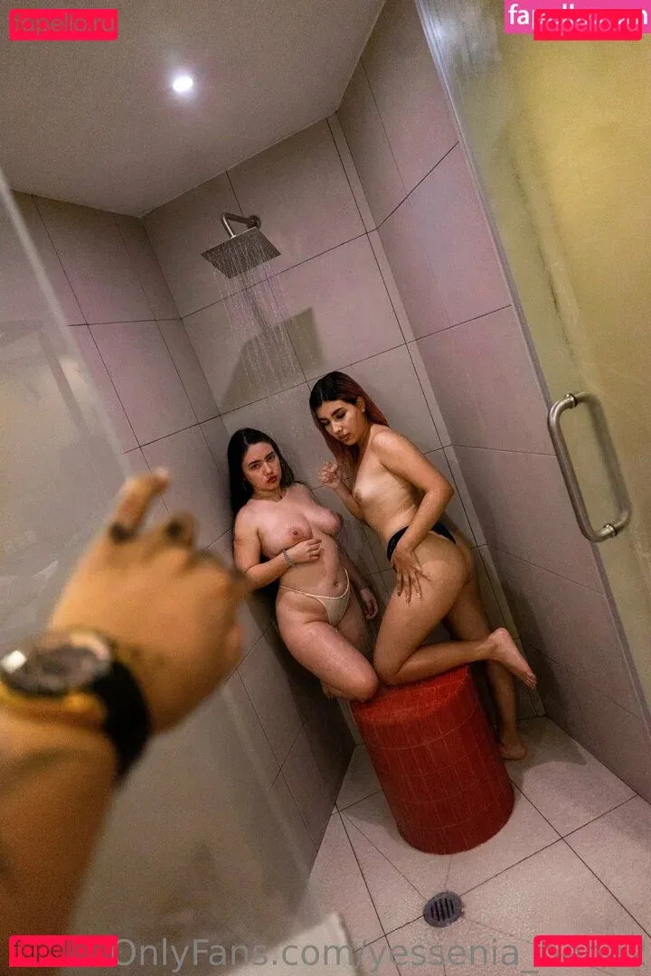 asian_babe10 Onlyfans Photo Gallery 