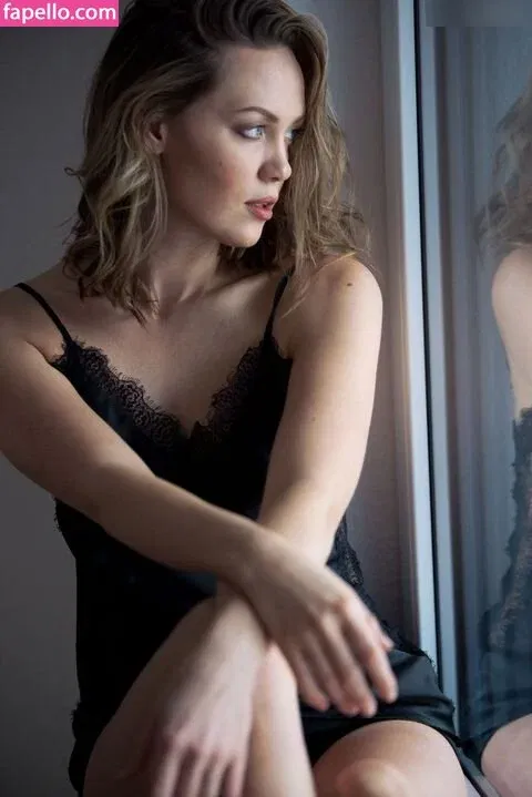 Anna Ronzhin Onlyfans Photo Gallery 