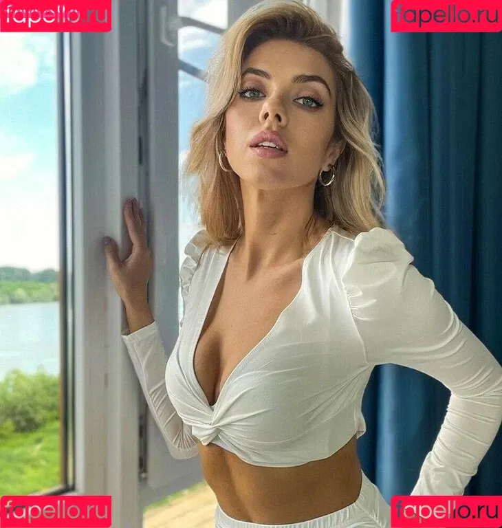 Kate Shumskaya Onlyfans Photo Gallery 