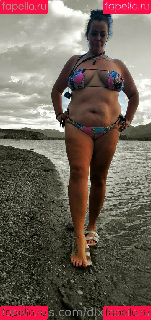 dixieskinks Onlyfans Photo Gallery 