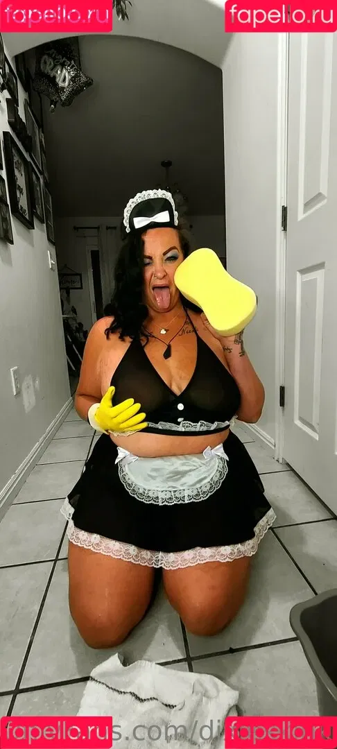 dixieskinks Onlyfans Photo Gallery 