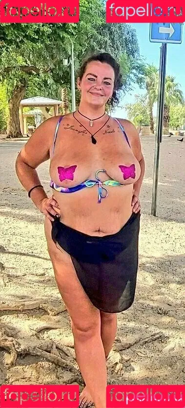 dixieskinks Onlyfans Photo Gallery 