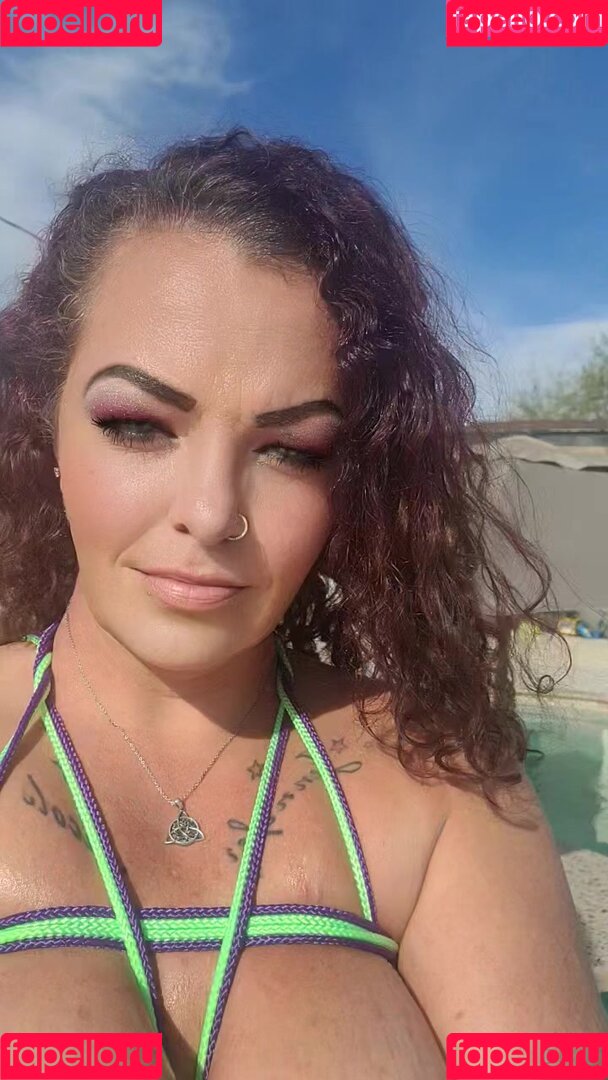 dixieskinks Onlyfans Photo Gallery 