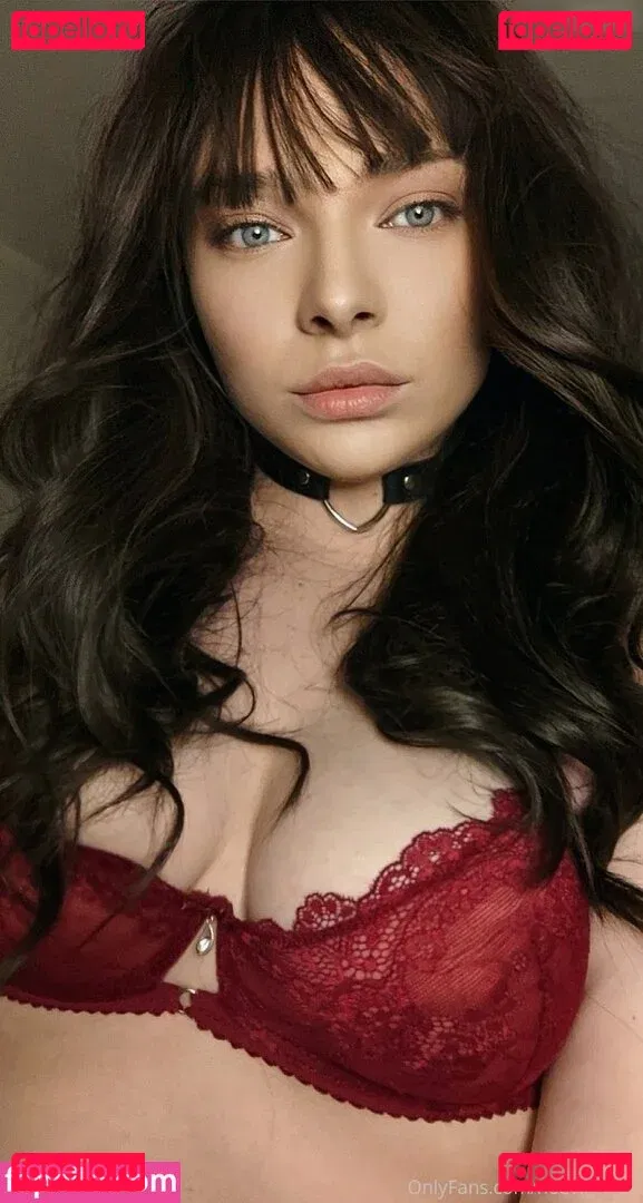 neeviliciouz Onlyfans Photo Gallery 