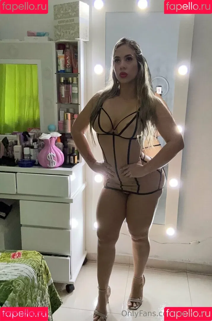 Adriana Marin Ramirez Onlyfans Photo Gallery 