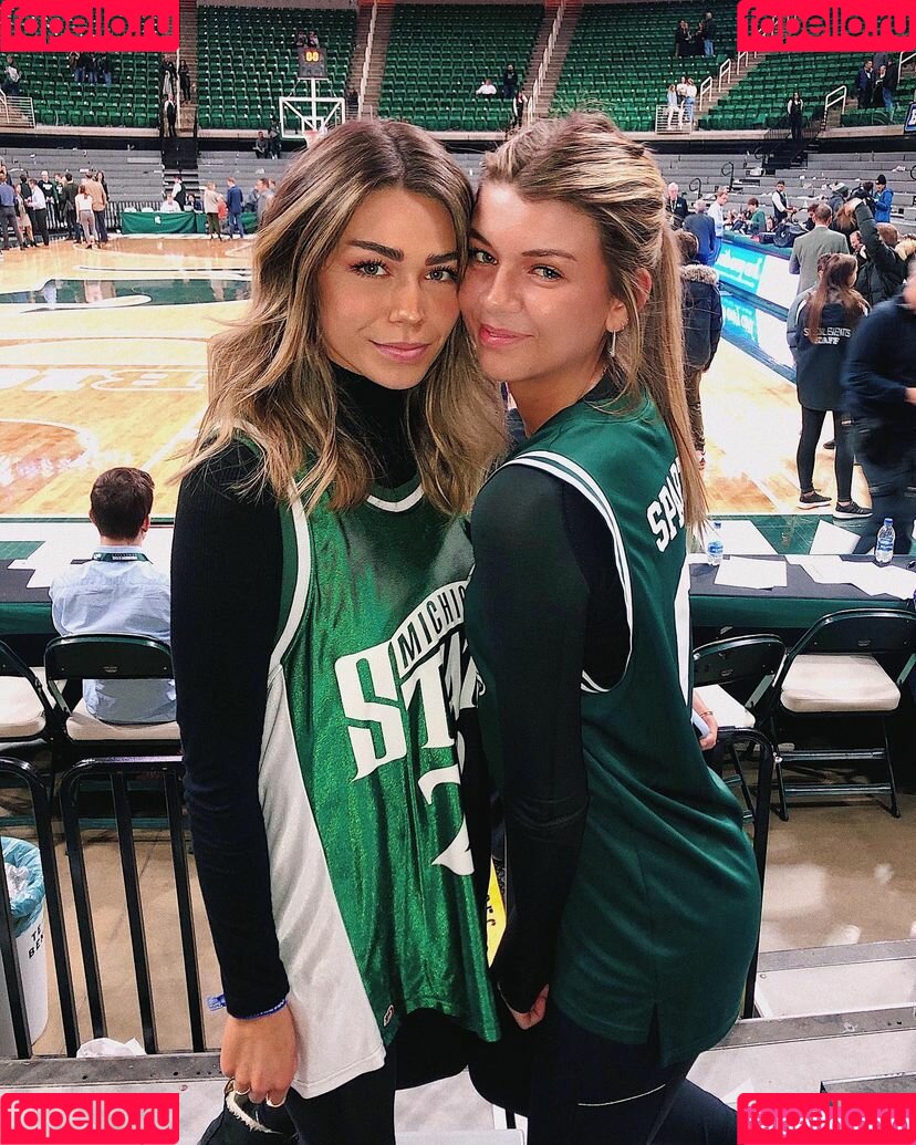 Leah Martin Onlyfans Photo Gallery 