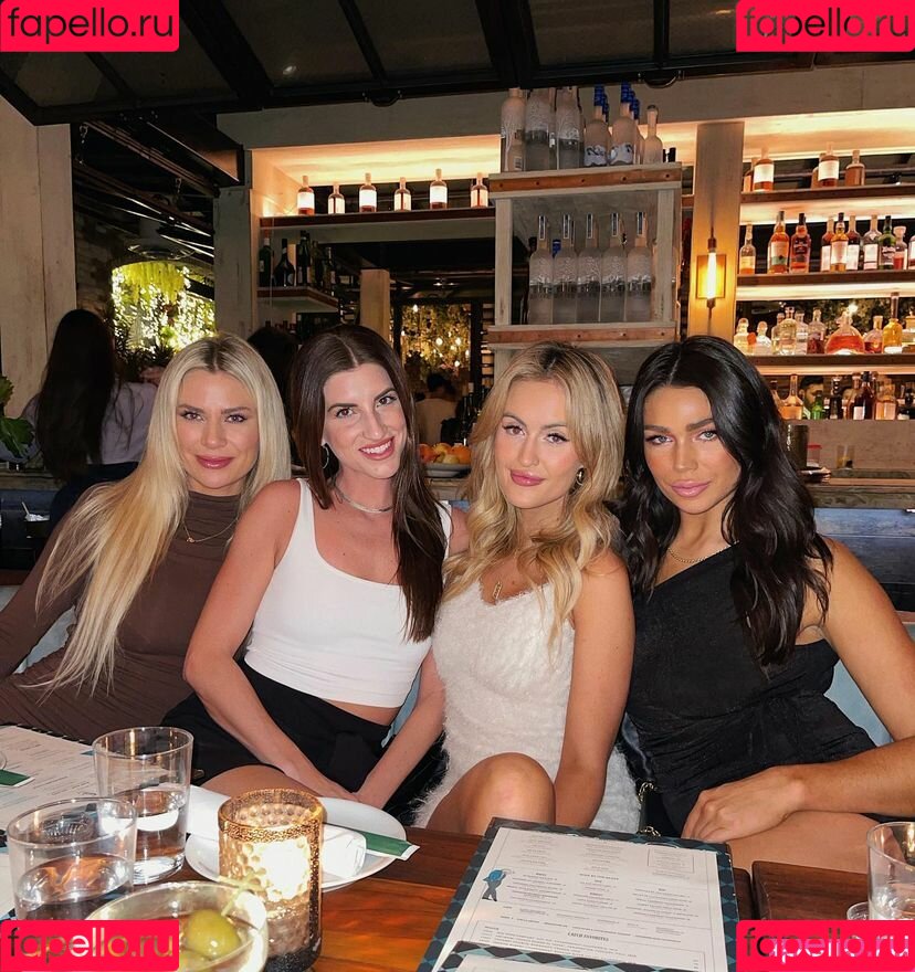 Leah Martin Onlyfans Photo Gallery 