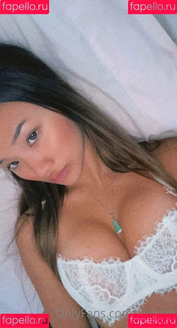 Lily Luen Onlyfans Photo Gallery 