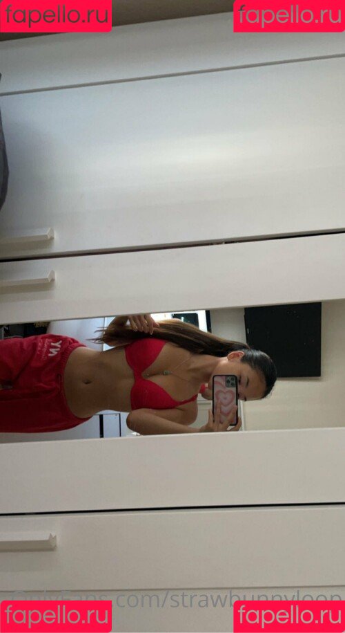 Lily Luen Onlyfans Photo Gallery 