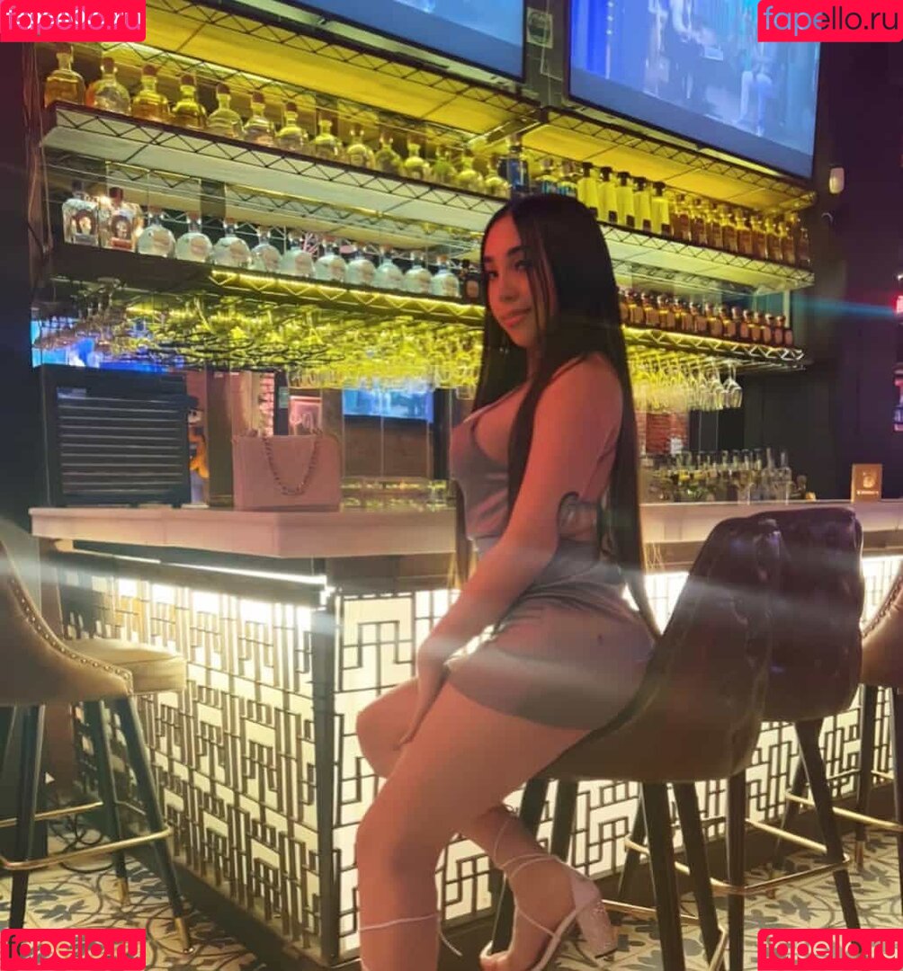 Valentina Castro Onlyfans Photo Gallery 