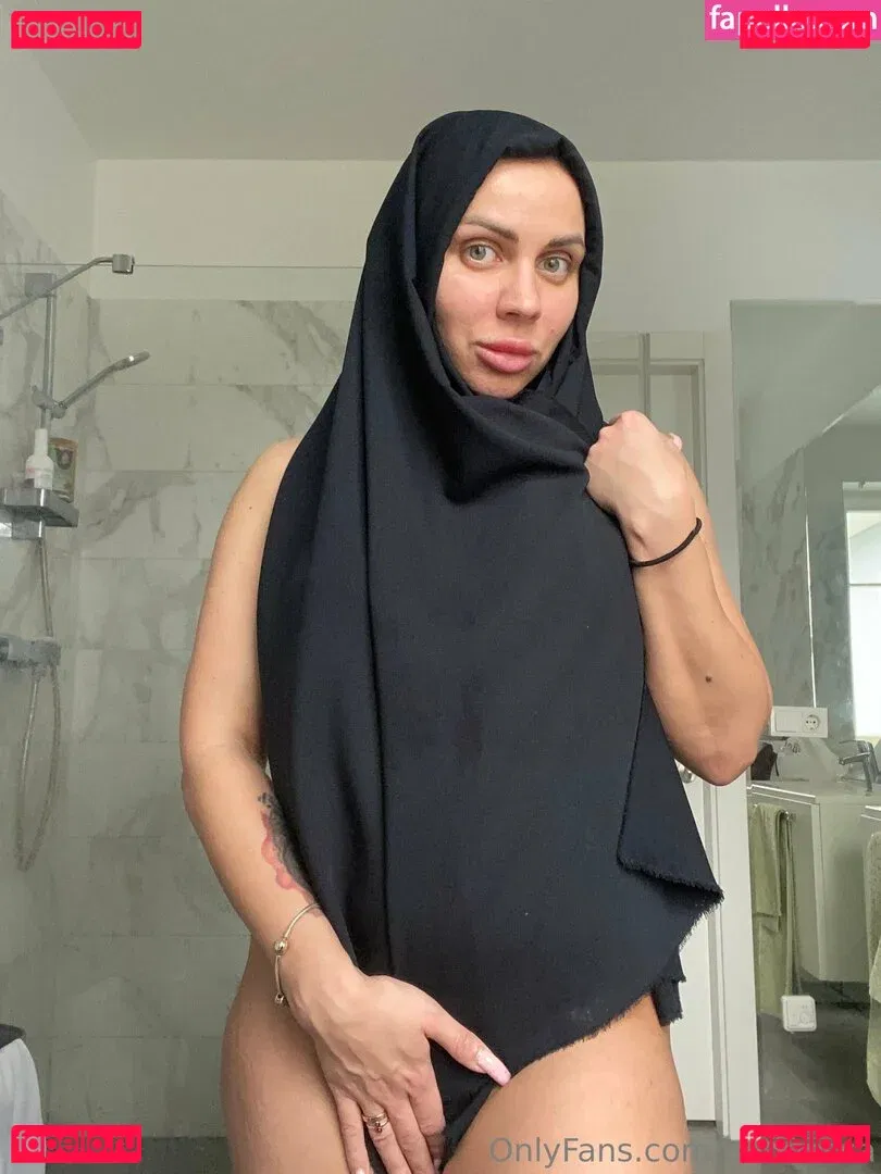 hotinessa Onlyfans Photo Gallery 