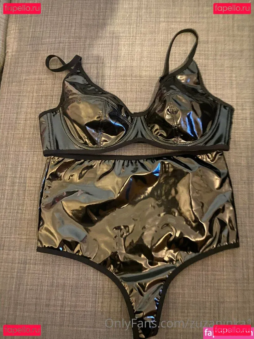 zuzaninka1 Onlyfans Photo Gallery 