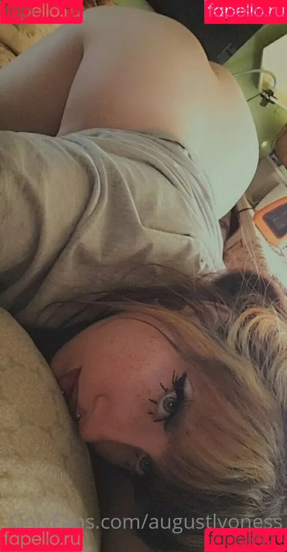 augustlyoness Onlyfans Photo Gallery 