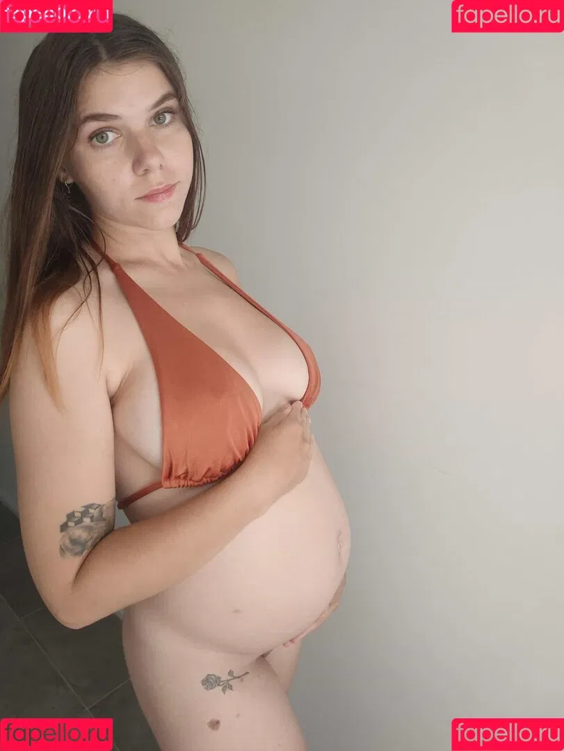 itiscallievip Onlyfans Photo Gallery 