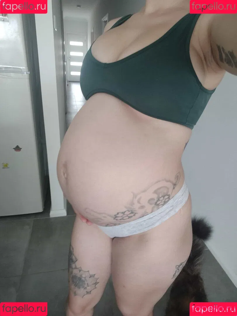 itiscallievip Onlyfans Photo Gallery 