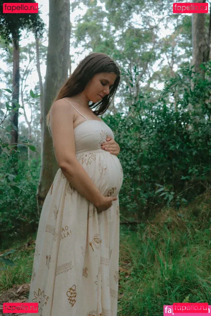 itiscallievip Onlyfans Photo Gallery 