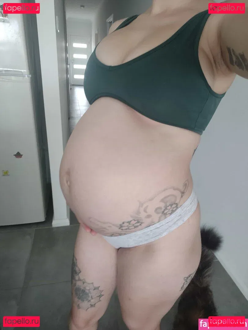 itiscallievip Onlyfans Photo Gallery 