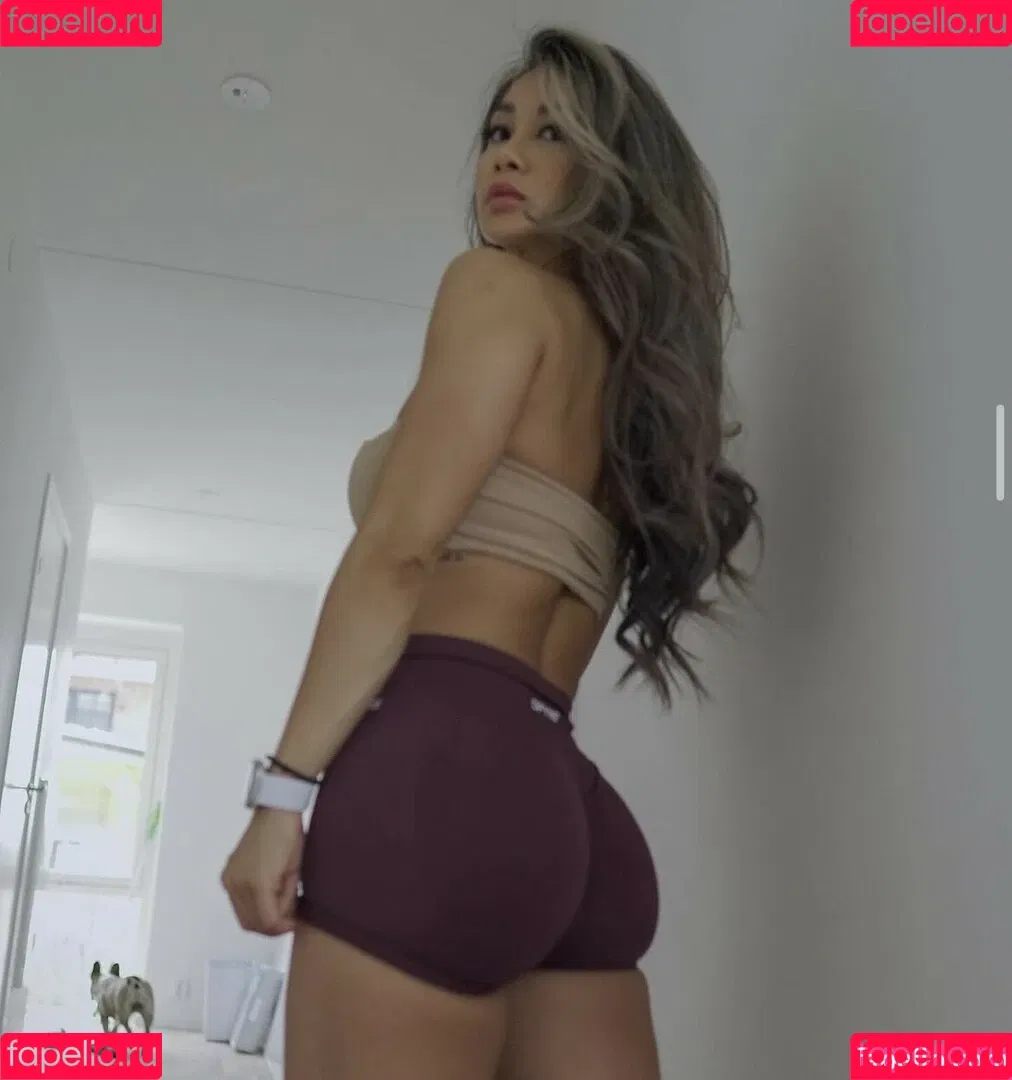theaphysique Onlyfans Photo Gallery 