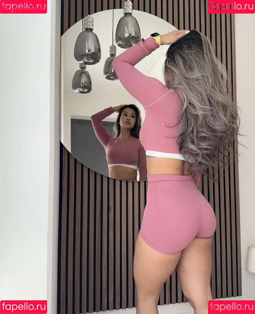 theaphysique Onlyfans Photo Gallery 