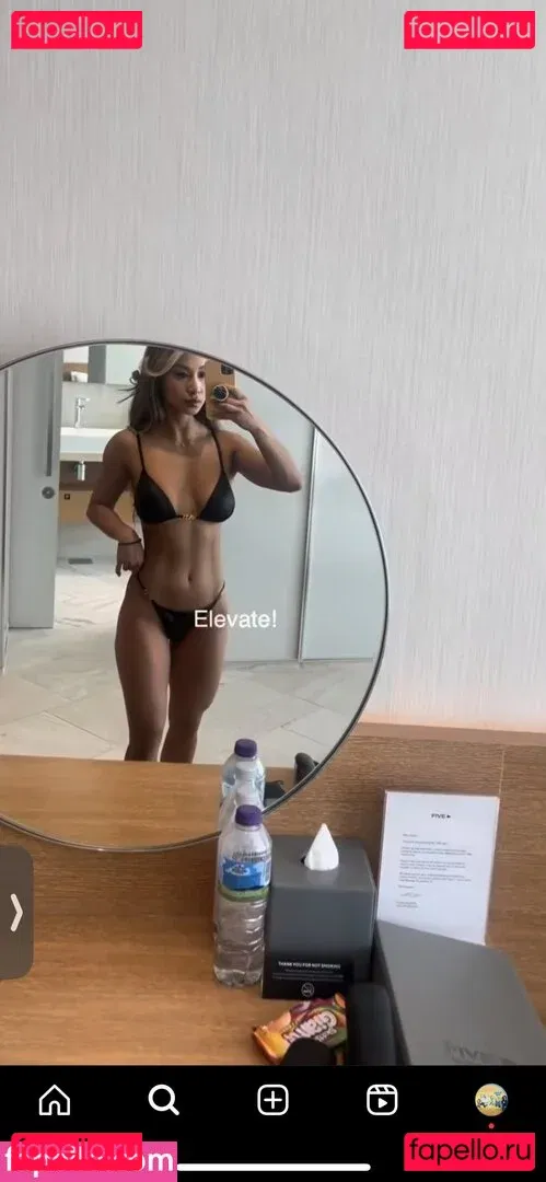 theaphysique Onlyfans Photo Gallery 