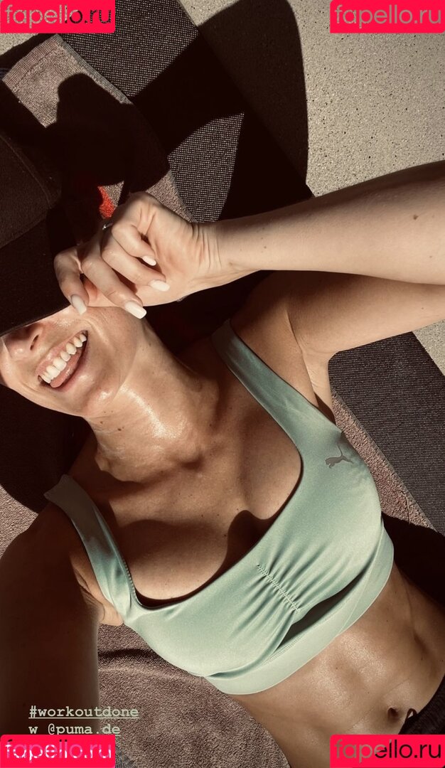 Nele Schenker Onlyfans Photo Gallery 