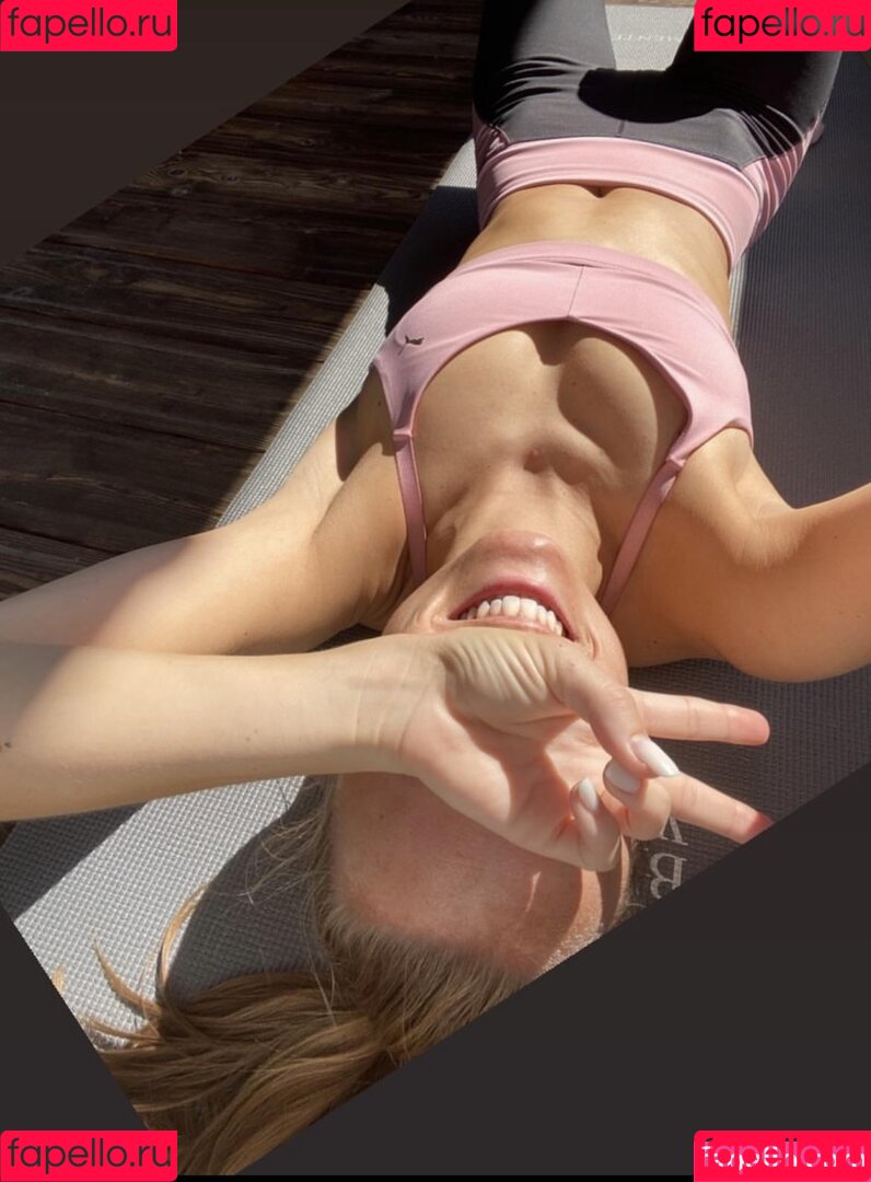 Nele Schenker Onlyfans Photo Gallery 