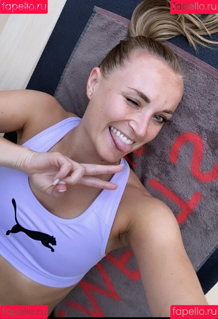 Nele Schenker Onlyfans Photo Gallery 