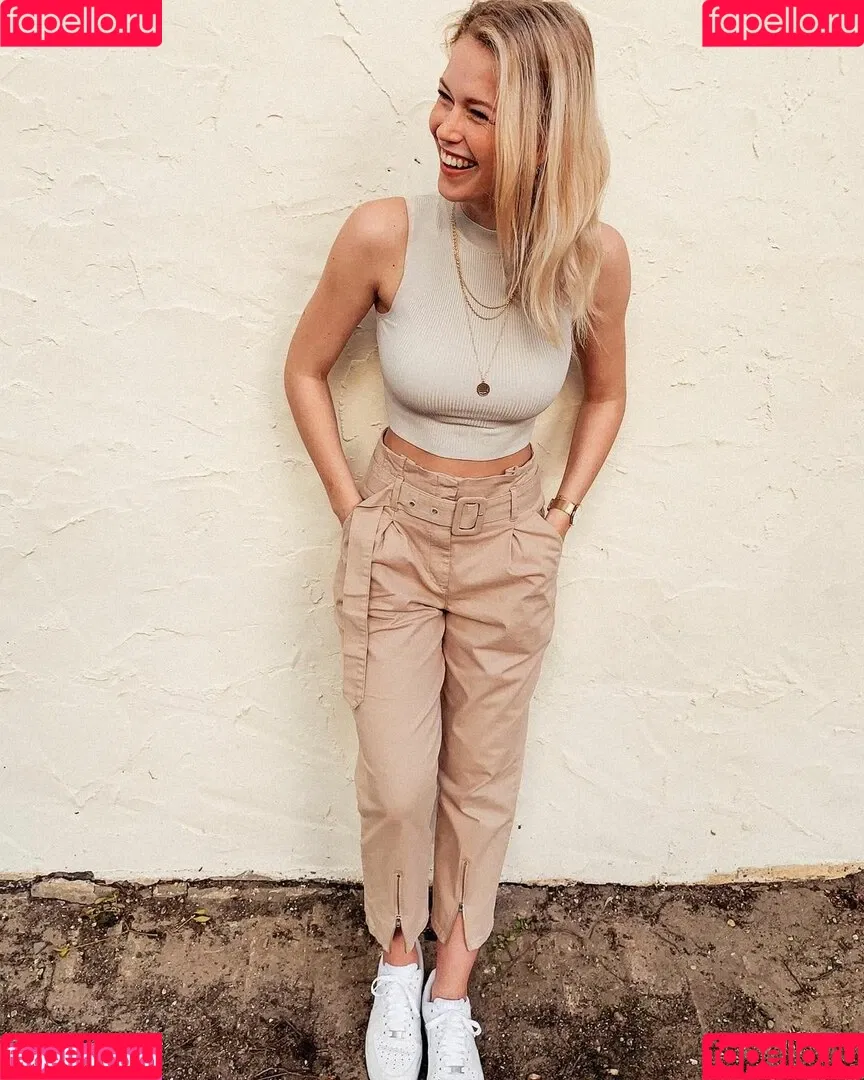 Melanie Kroll Onlyfans Photo Gallery 
