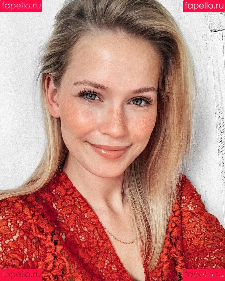 Melanie Kroll Onlyfans Photo Gallery 