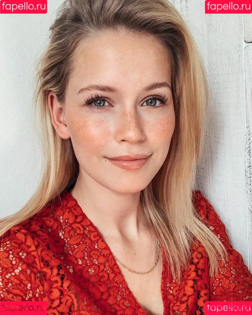 Melanie Kroll Onlyfans Photo Gallery 