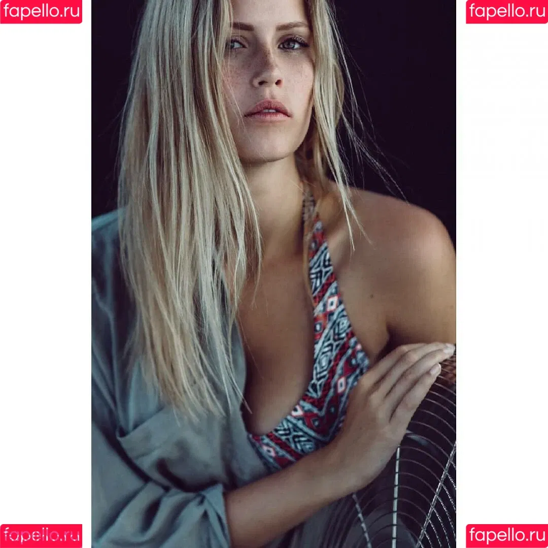 Melanie Kroll Onlyfans Photo Gallery 