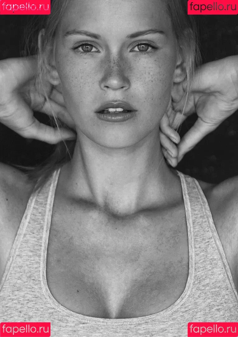 Melanie Kroll Onlyfans Photo Gallery 