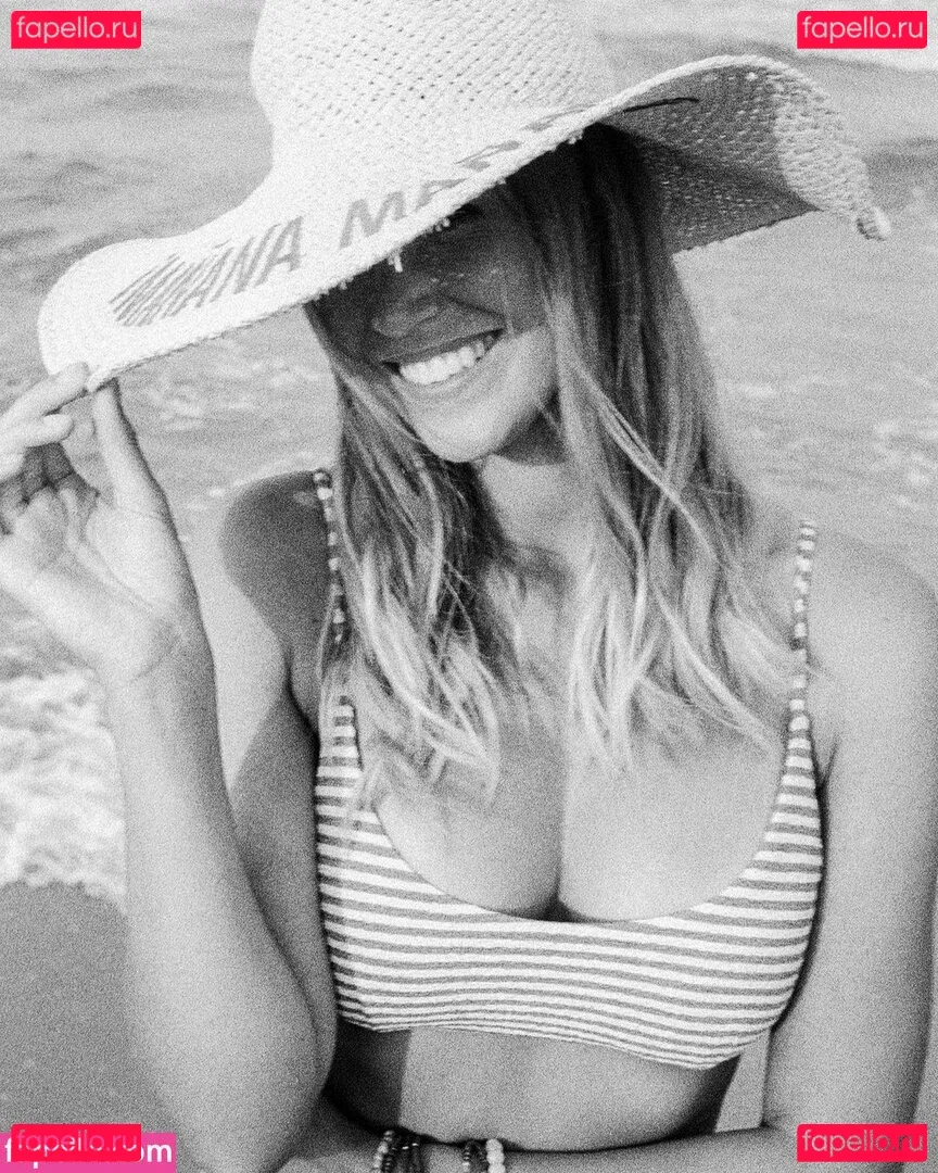 Melanie Kroll Onlyfans Photo Gallery 