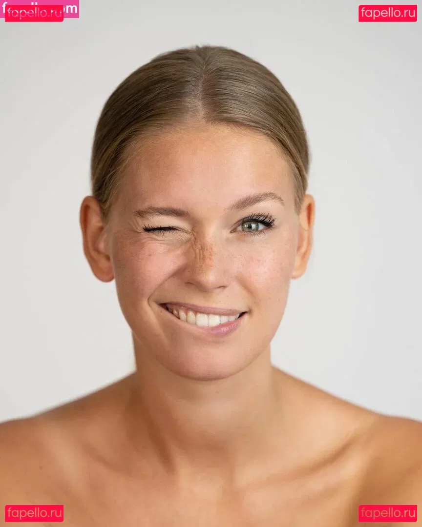 Melanie Kroll Onlyfans Photo Gallery 