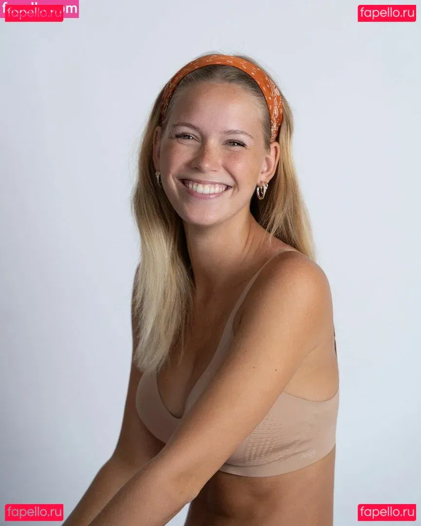 Melanie Kroll Onlyfans Photo Gallery 