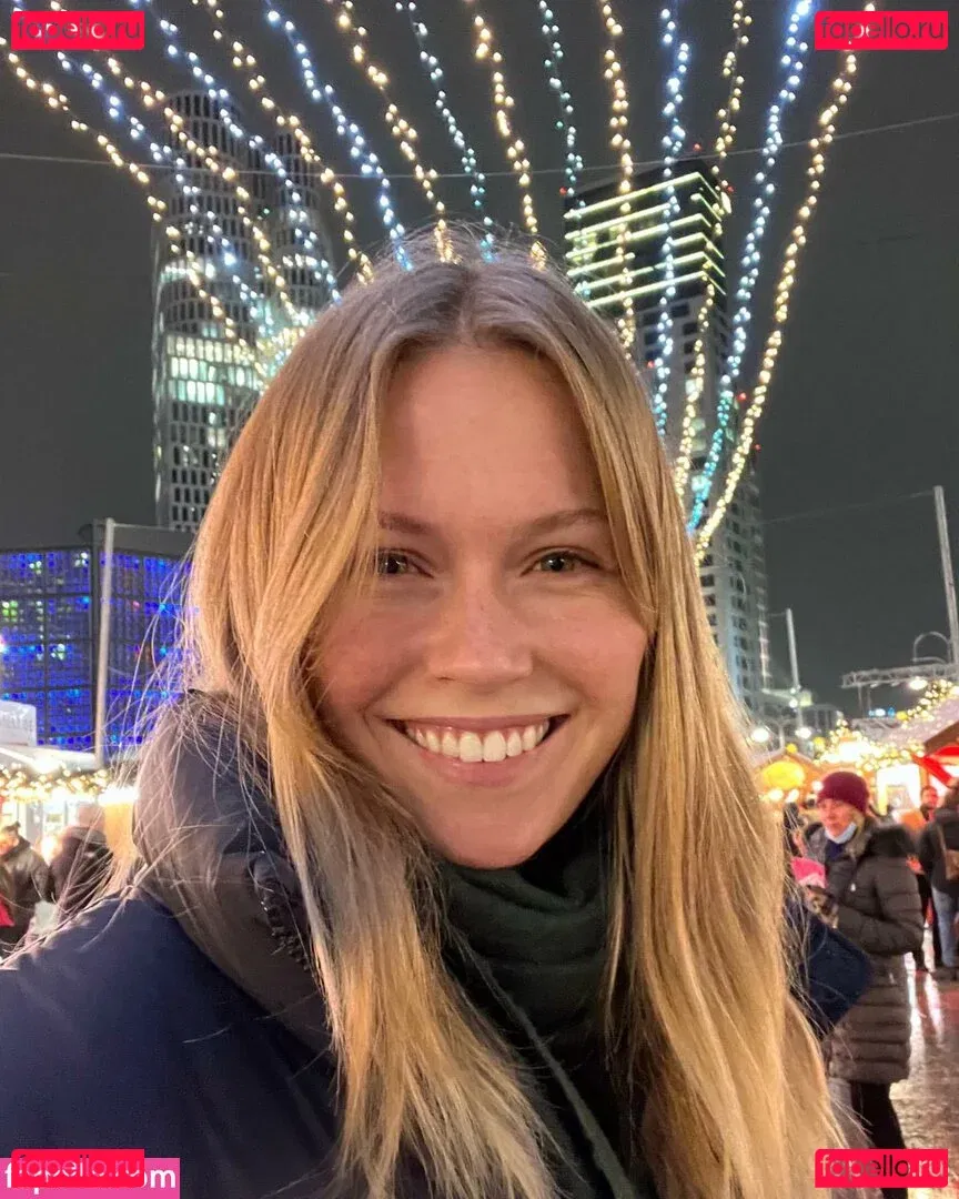 Melanie Kroll Onlyfans Photo Gallery 