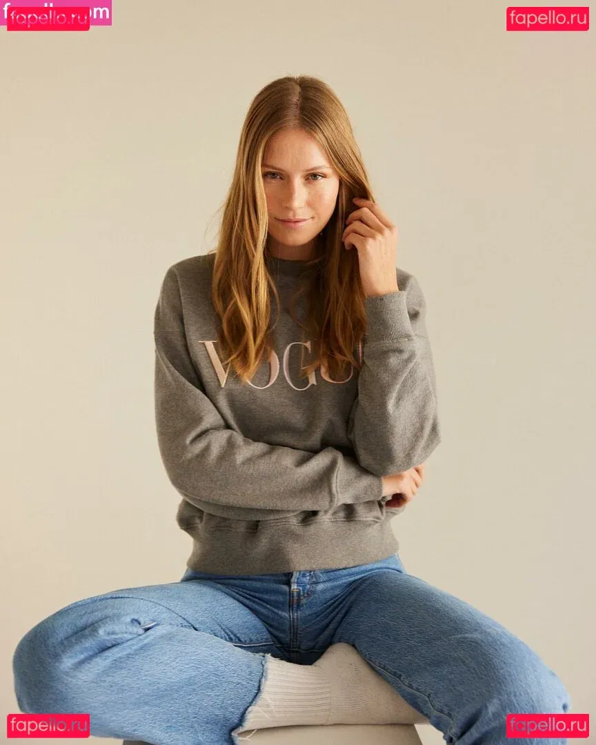 Melanie Kroll Onlyfans Photo Gallery 