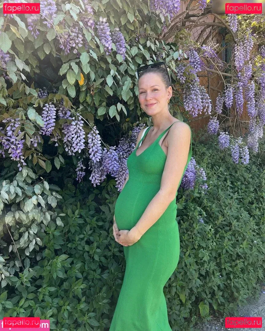 Melanie Kroll Onlyfans Photo Gallery 