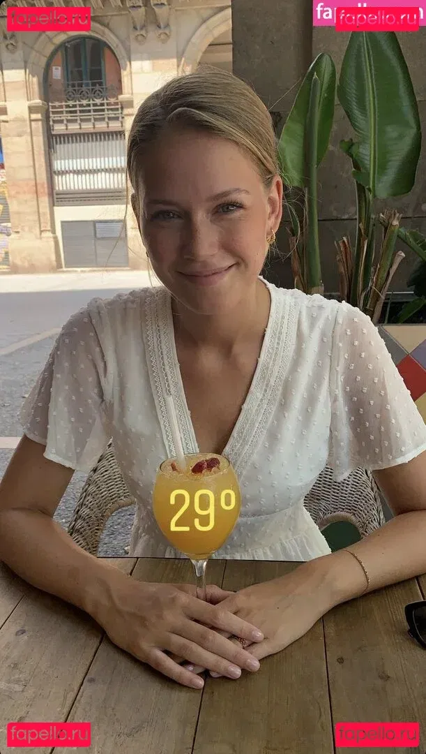 Melanie Kroll Onlyfans Photo Gallery 