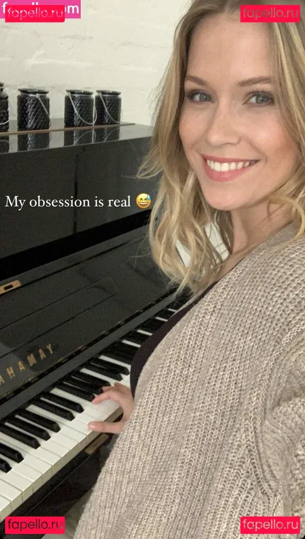 Melanie Kroll Onlyfans Photo Gallery 