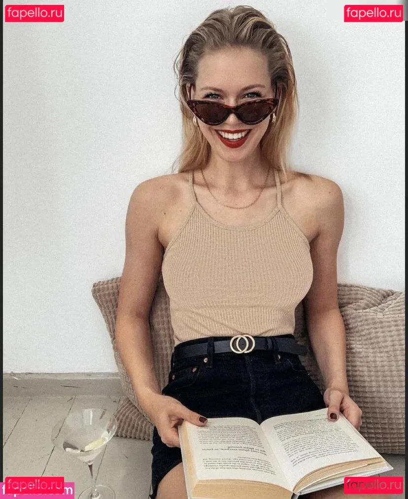 Melanie Kroll Onlyfans Photo Gallery 