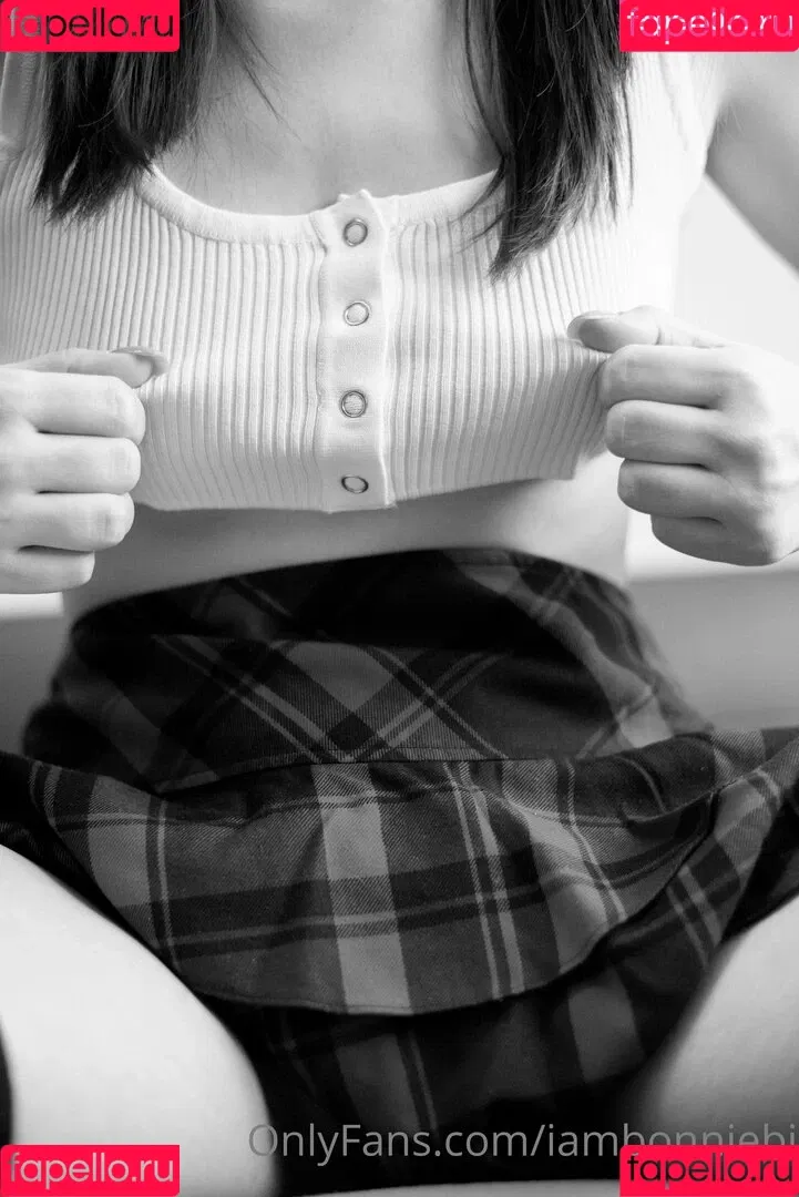 IamBonnieBi Onlyfans Photo Gallery 