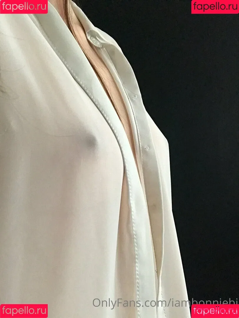 IamBonnieBi Onlyfans Photo Gallery 
