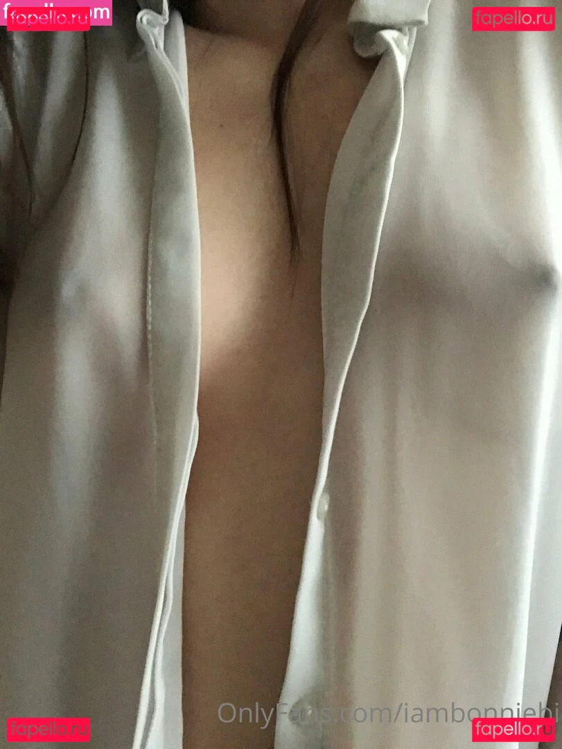 IamBonnieBi Onlyfans Photo Gallery 