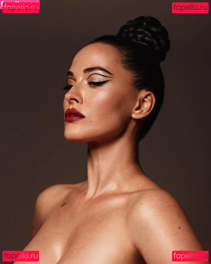 Dasha Astafieva Onlyfans Photo Gallery 