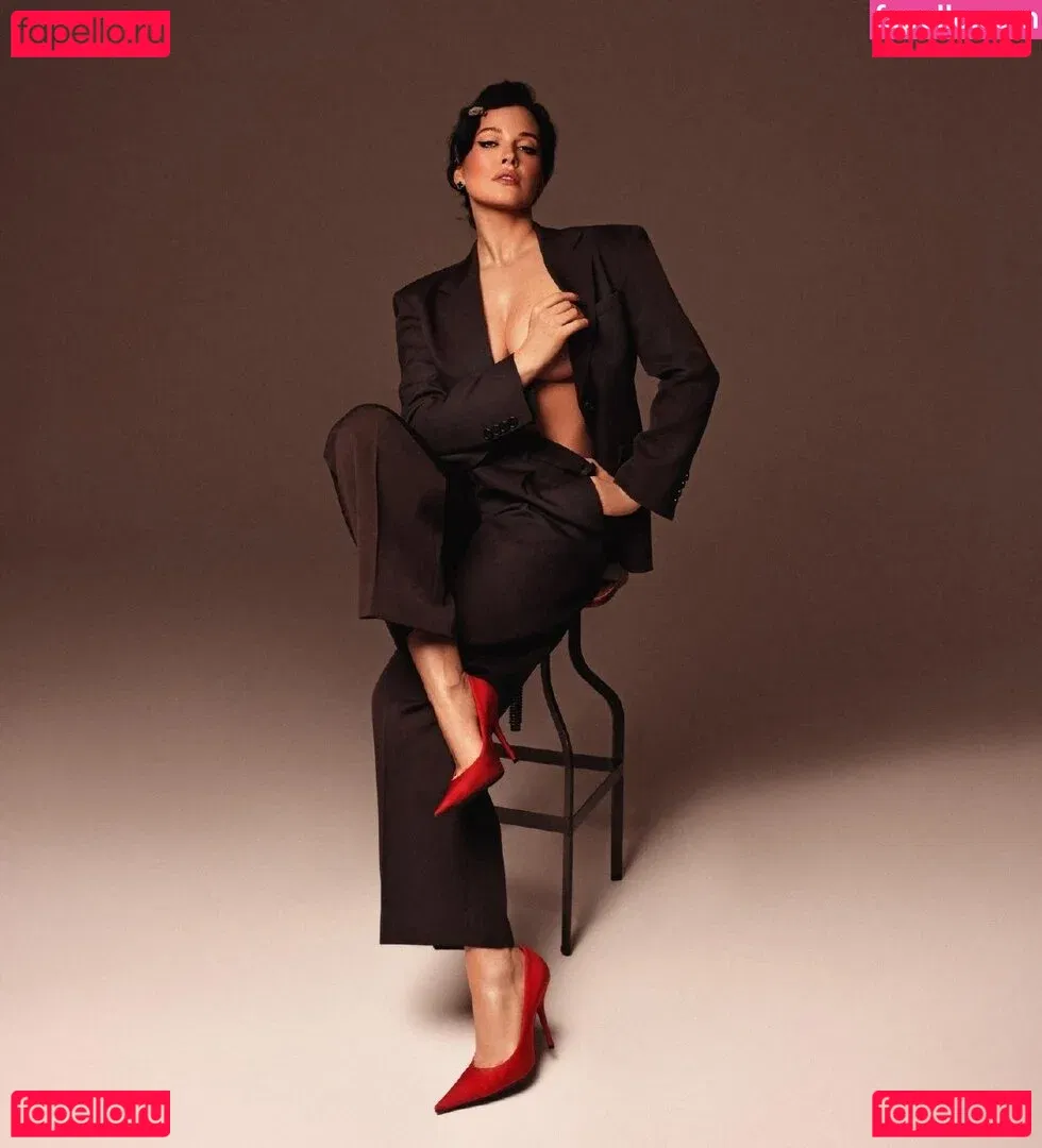 Dasha Astafieva Onlyfans Photo Gallery 